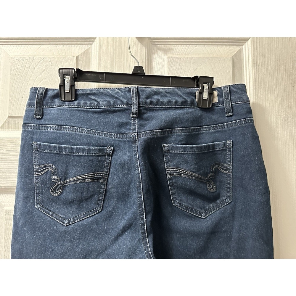 Bandolino Women's Jeans Size 14 Blue Stretch Denim Straight High Rise 29 Inseam - Picture 4 of 10